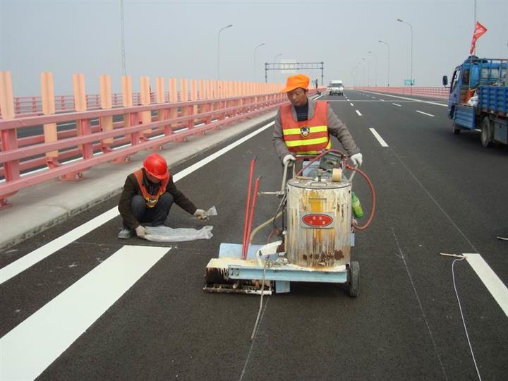 扬州新交规增加的最新交通标志标线有哪些？