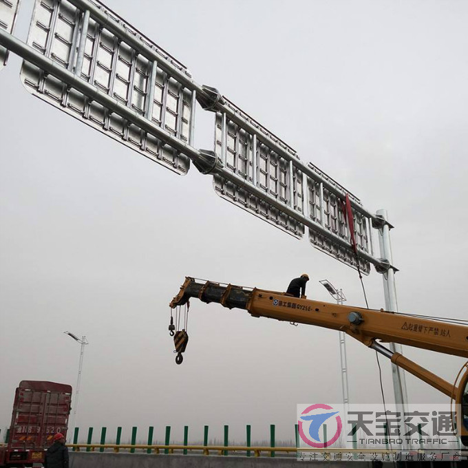 扬州高速公路标志杆厂家 指引着人们安全行驶